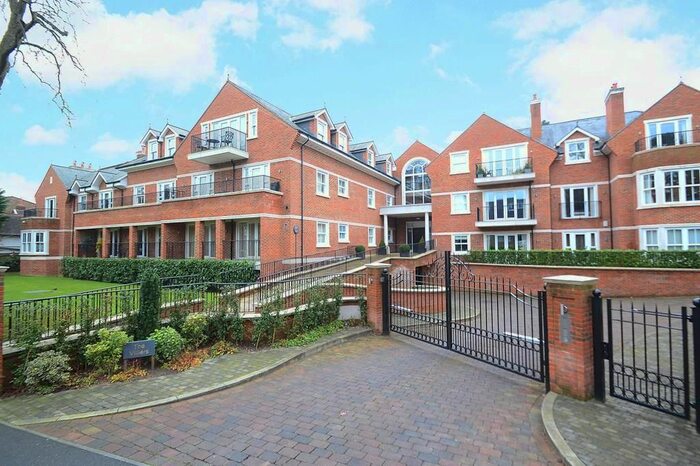 2 Bedroom Flat To Rent In The Villiers, Gower Road KT13