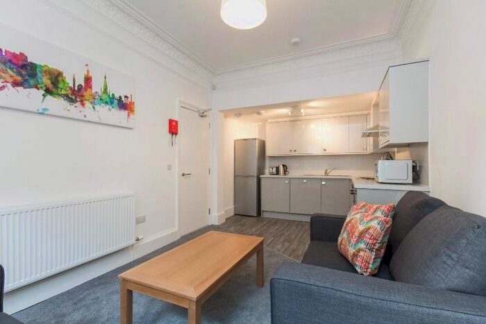 3 Bedroom Flat To Rent In Temple Park Crescent, Polwarth, Edinburgh, EH11