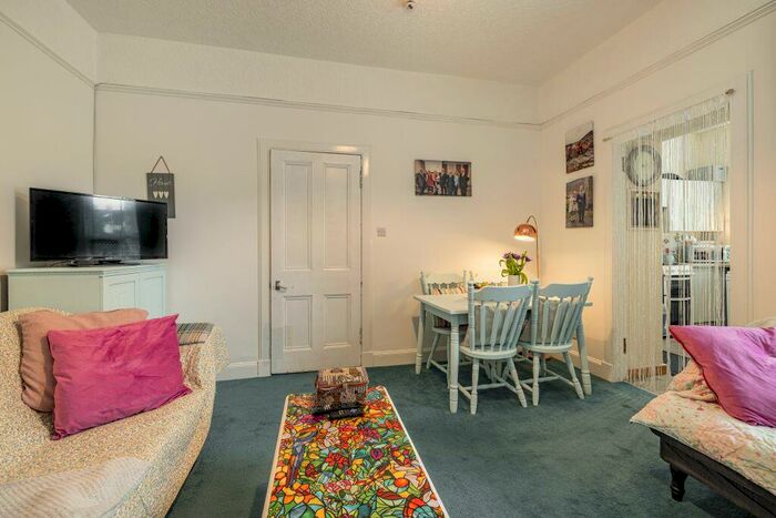 2 Bedroom Flat For Sale In / Rosetta Road, Peebles, EH45