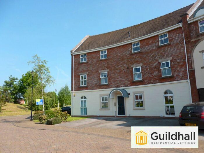 2 Bedroom Flat To Rent In Holland House Road, Walton-Le-Dale, Preston PR5