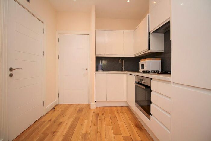 1 Bedroom Flat To Rent In Shirley Street, Canning Town, E16