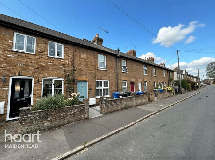 2 Bedroom Terraced House To Rent In Alma Road, Windsor, SL4