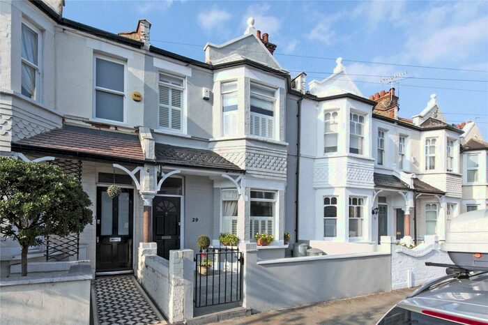 4 Bedroom Terraced House To Rent In Burntwood Lane, Wandsworth, London, SW17