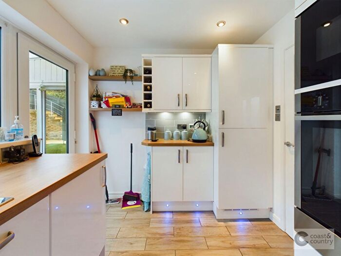 3 Bedroom Bungalow For Sale In Coniston Road, Ogwell, Newton Abbot, TQ12