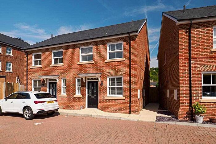 3 Bedroom Semi-Detached House For Sale In Kyle Court, Temple Ewell, Dover, CT16