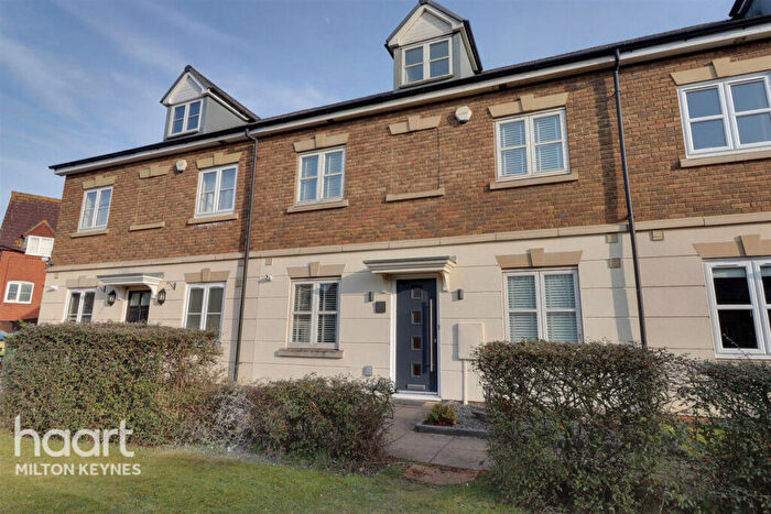 5 Bedroom Terraced House To Rent In Ayrton Close, Grange Farm, MK8