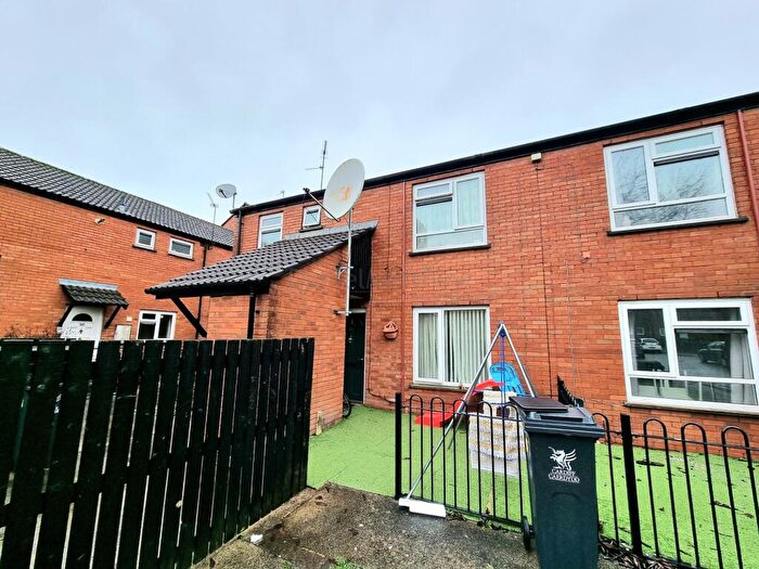 2 Bedroom Flat For Sale In Daviot Street, Cardiff, CF24