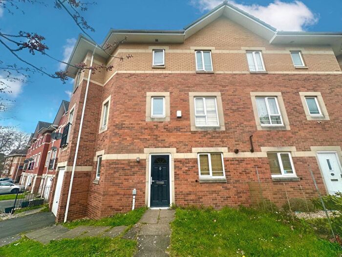 3 Bedroom Town House To Rent In Anchor Crescent, B18
