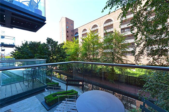 1 Bedroom Apartment To Rent In Park Vista Tower, Cobblestone Square, London, E1W