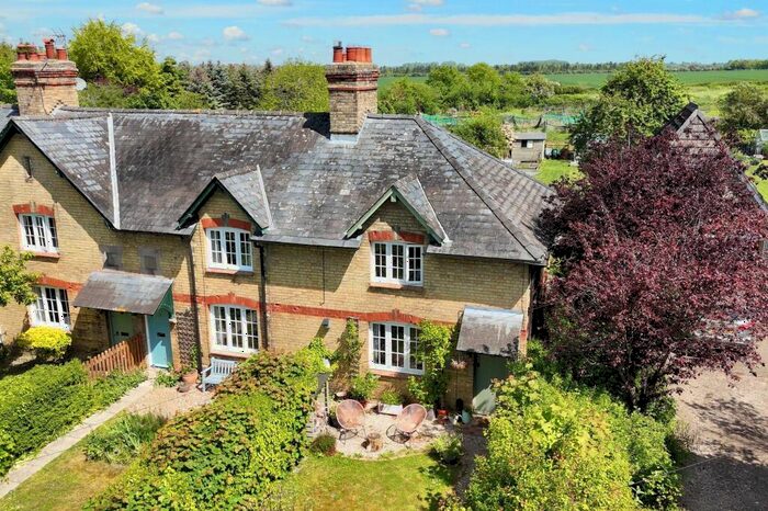 3 Bedroom End Of Terrace House For Sale In The Street, Snailwell, CB8