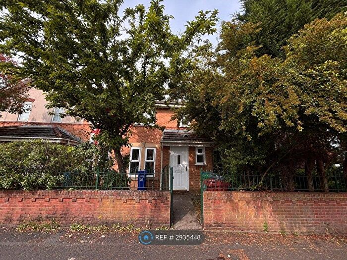 3 Bedroom Semi-Detached House To Rent In Minster Road, Manchester, M9