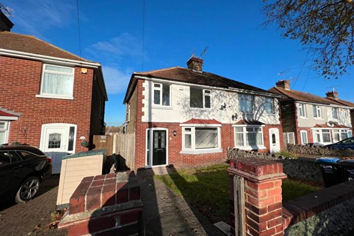 3 Bedroom Semi-Detached House To Rent In Station Approach Road, Ramsgate, Kent, CT11