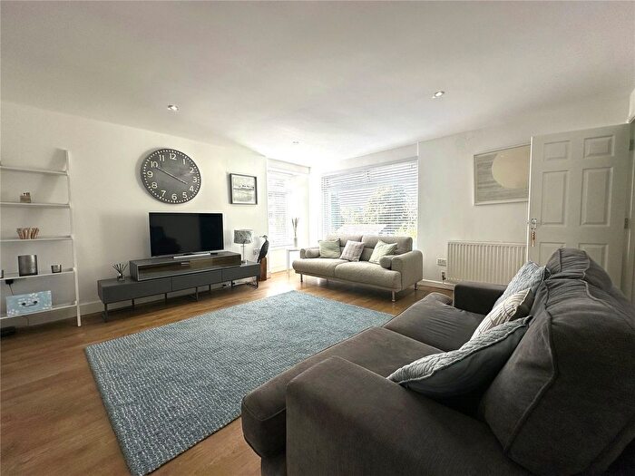 2 Bedroom Flat To Rent In Southpark Road, Tywardreath, Par, PL24