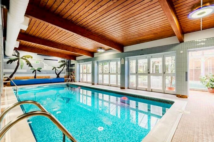 1 Bedroom Flat To Rent In Bramlands Close, London, SW11