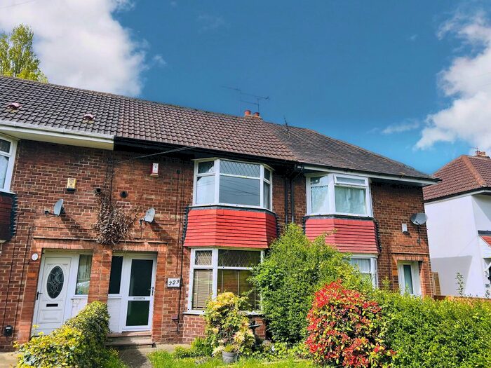 3 Bedroom Terraced House To Rent In Cranbrook Avenue, Hull, HU6