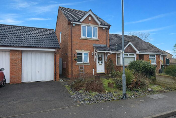 2 Bedroom Semi Detached House For Sale In Barth Close, Great Oakley, Corby, NN18