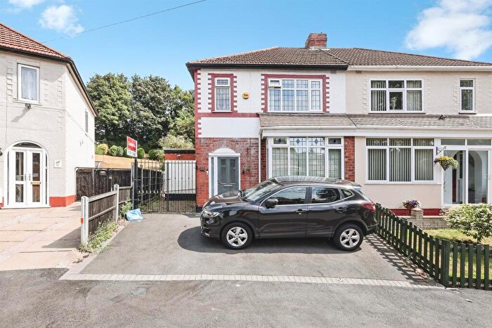 3 Bedroom Semi-Detached House For Sale In Blackberry Lane, Rowley Regis, B65