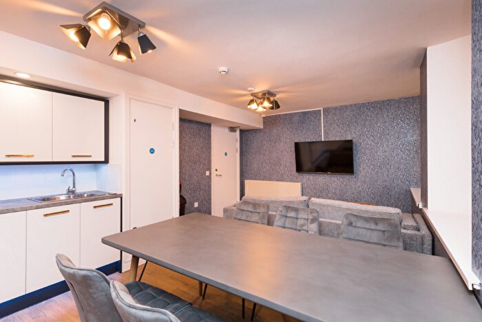 Studio To Rent In Leazes Terrace, Newcastle Upon Tyne, NE1