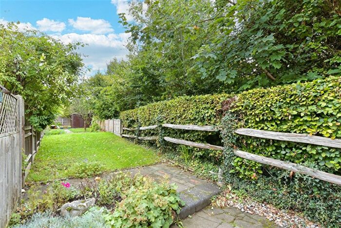 1 Bedroom End Terrace House For Sale In School Lane, West Kingsdown, Kent, TN15