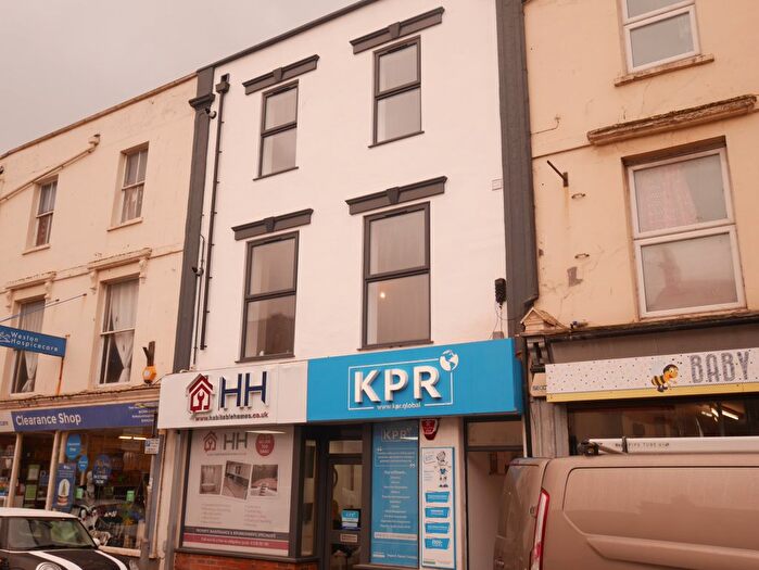 2 Bedroom Flat To Rent In College Street, Burnham-On-Sea, TA8