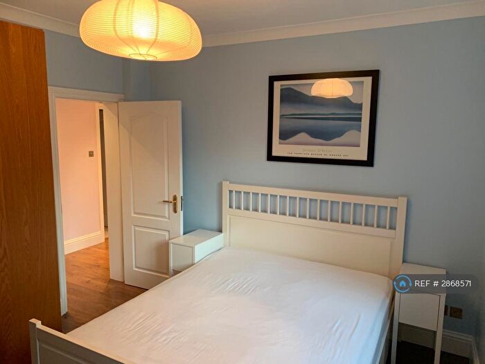 1 Bedroom Flat To Rent In Mortimer Crescent, London, NW6