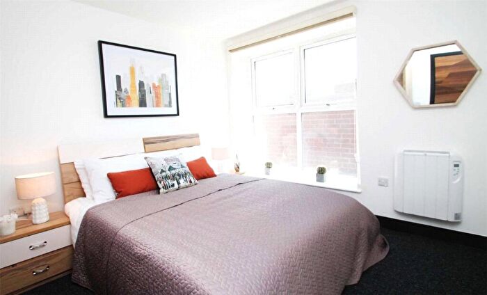 3 Bedroom Apartment To Rent In San Court, Wilmslow Road, Manchester, M14