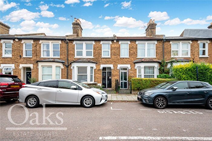 1 Bedroom Flat For Sale In Danbrook Road, Streatham, SW16