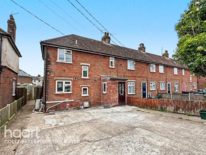 2 Bedroom End Of Terrace House For Sale In Goring Road, Colchester, CO4