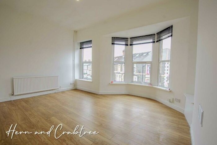2 Bedroom Flat To Rent In Llanfair Road, Pontcanna, Cardiff, CF11