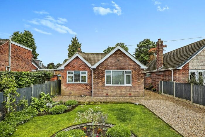 3 Bedroom Detached Bungalow For Sale In Bretton Road, Ravenshead, Nottingham, NG15