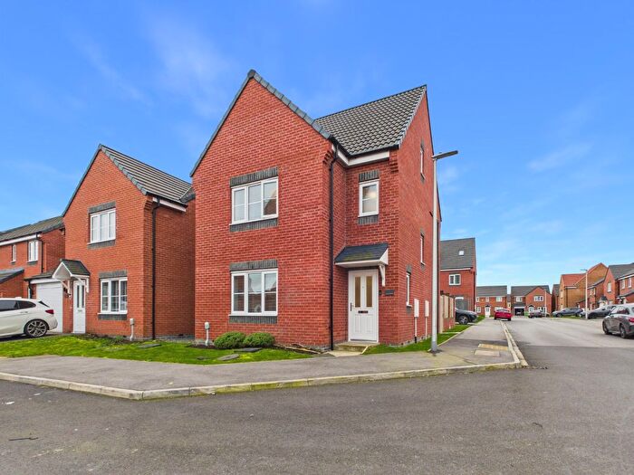 4 Bedroom Detached House For Sale In Harbottle Way, Kingswood, Hull, HU7