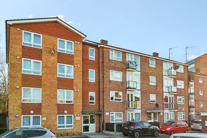 1 Bedroom Flat To Rent In Victoria Avenue, London, E6