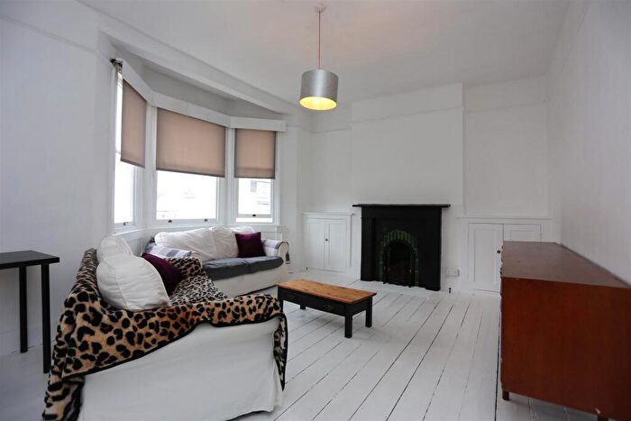 4 Bedroom Maisonette For Sale In Blatchington Road, Hove, BN3
