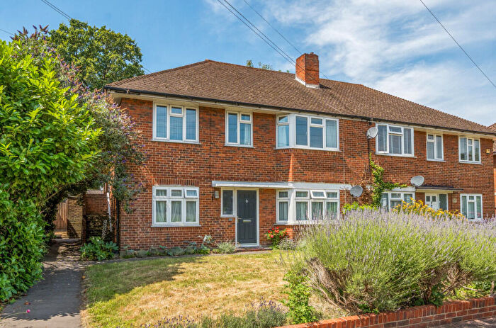 2 Bedroom Maisonette For Sale In Links Way, Beckenham, Kent, BR3