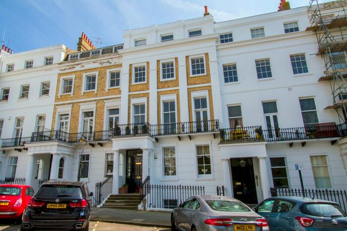 2 Bedroom Apartment To Rent In Sussex Square, Brighton, BN2