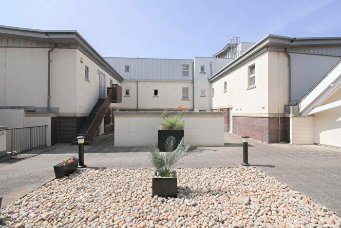 2 Bedroom Apartment For Sale In Knightstone Causeway, Weston-super-Mare, Somerset, BS23