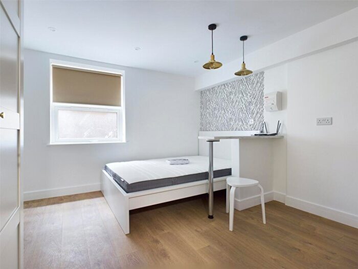 Apartment To Rent In Castle Street, Brighton, BN1