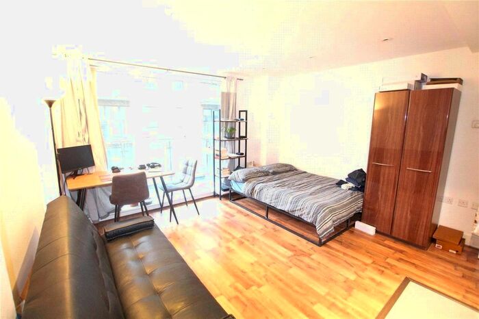 Studio To Rent In Caspian Wharf, 1 Yeo Street, London E3