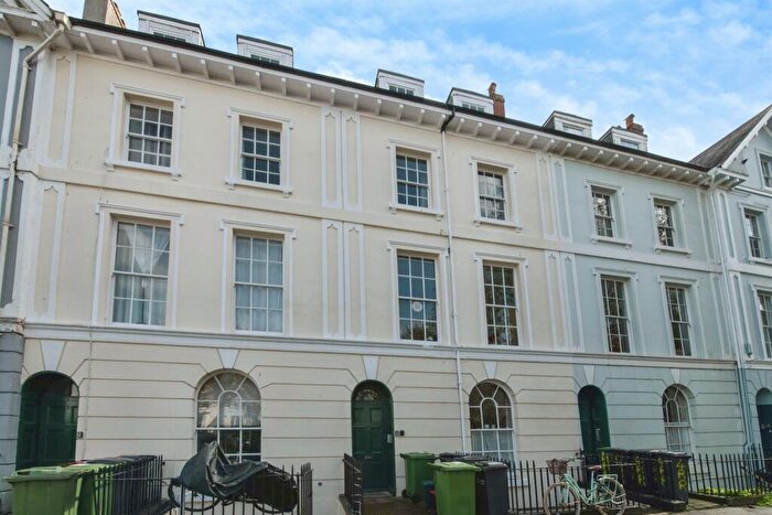 2 Bedroom Flat For Sale In Richmond Road, Exeter, EX4