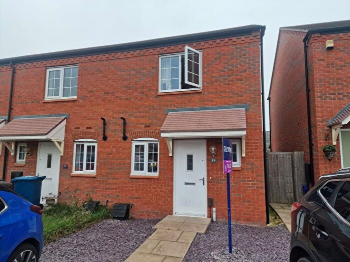 2 Bedroom End Of Terrace House To Rent In Bryant Avenue, Fradley, Lichfield, WS13