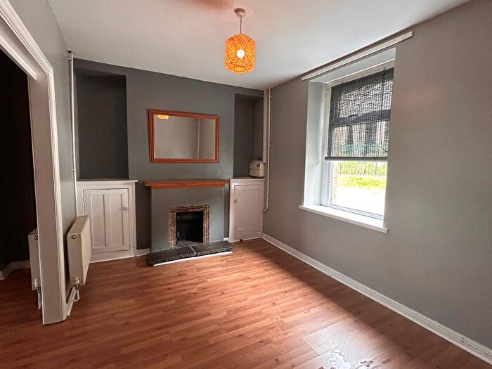 3 Bedroom Terraced House To Rent In Llewellyn Street, Port Talbot, SA12