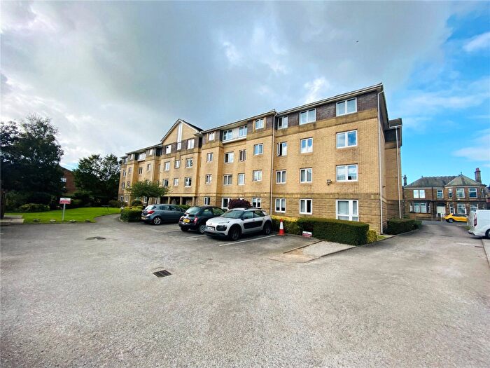 2 Bedroom Apartment To Rent In Ribblesdale Court, Euston Road, LA4