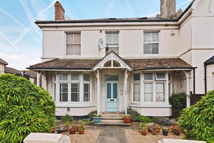 1 Bedroom Apartment To Rent In Teville Road, Worthing, BN11