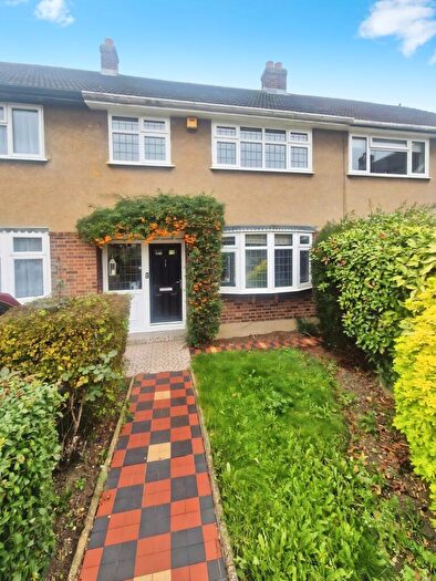 3 Bedroom Terraced House To Rent In Wiltshire Avenue, Hornchurch, RM11