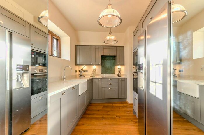 3 Bedroom Cottage To Rent In Pitch Hill, Ewhurst, GU6