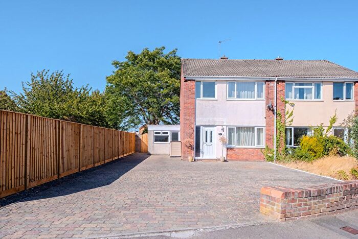 3 Bedroom Semi-Detached House For Sale In Stafford Road, Caldicot, NP26