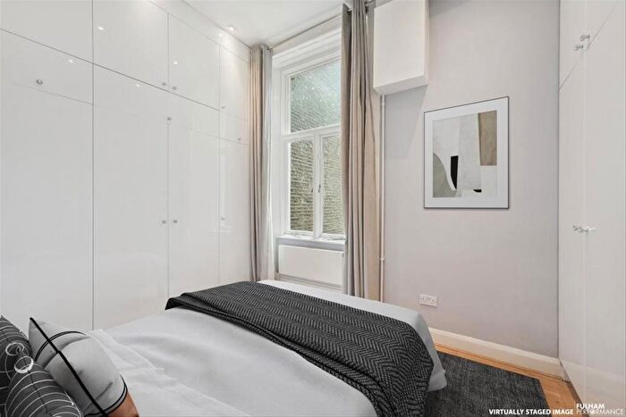 1 Bedroom Flat To Rent In Palace Gardens Terrace, Kensington, W8