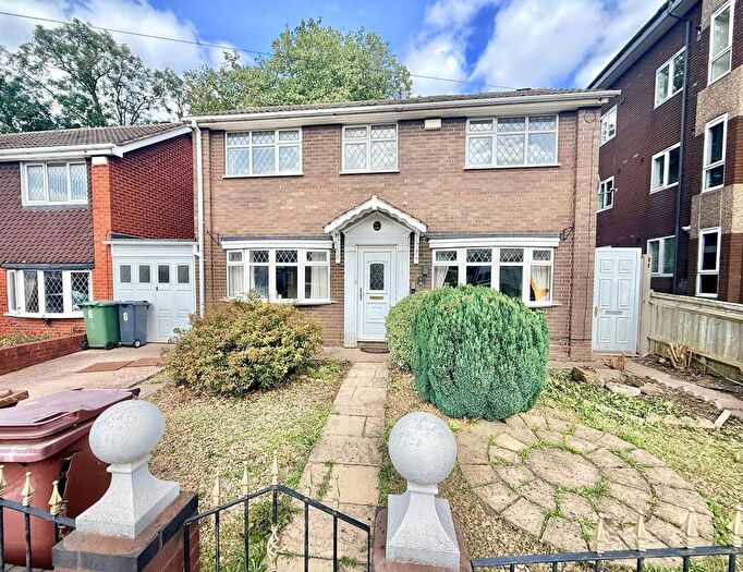 3 Bedroom Detached House For Sale In Birmingham Street, Willenhall, WV13