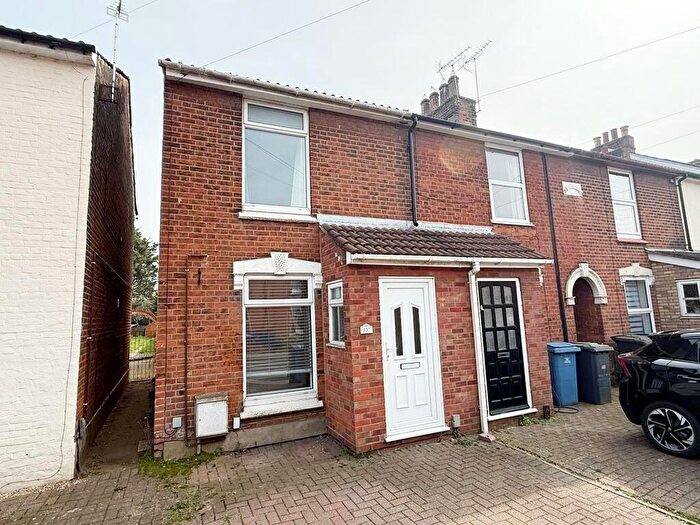 2 Bedroom End Of Terrace House To Rent In Cauldwell Hall Road, Ipswich, Suffolk, IP4