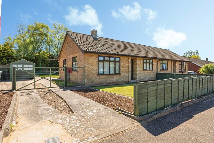 2 Bedroom Semi-Detached Bungalow For Sale In St. Helena Way, Horsford, Norwich, NR10